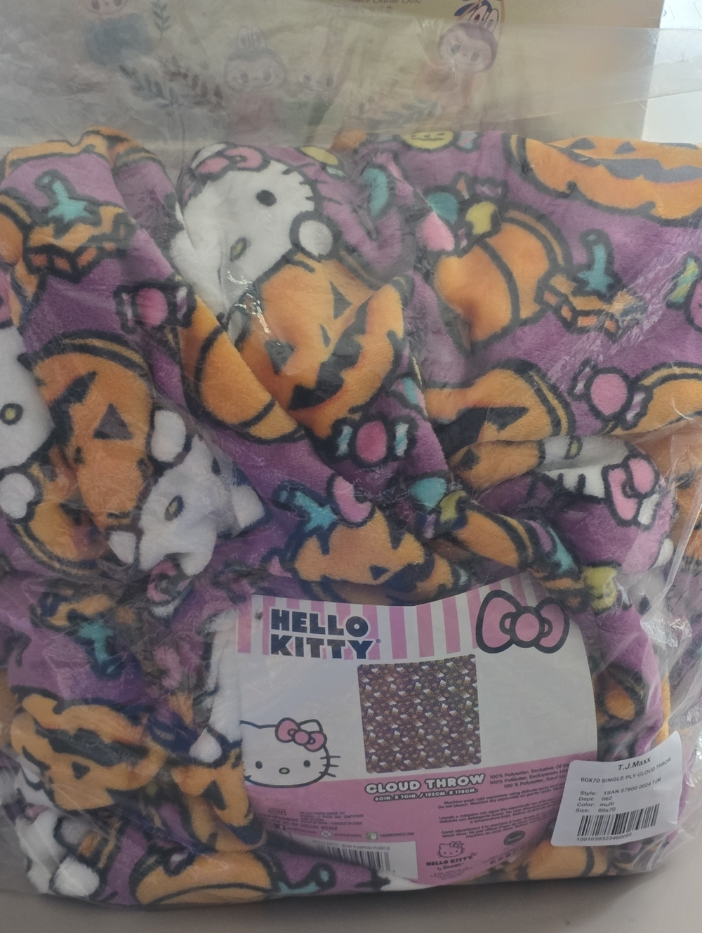 Hello Kitty Halloween Cloud Throw